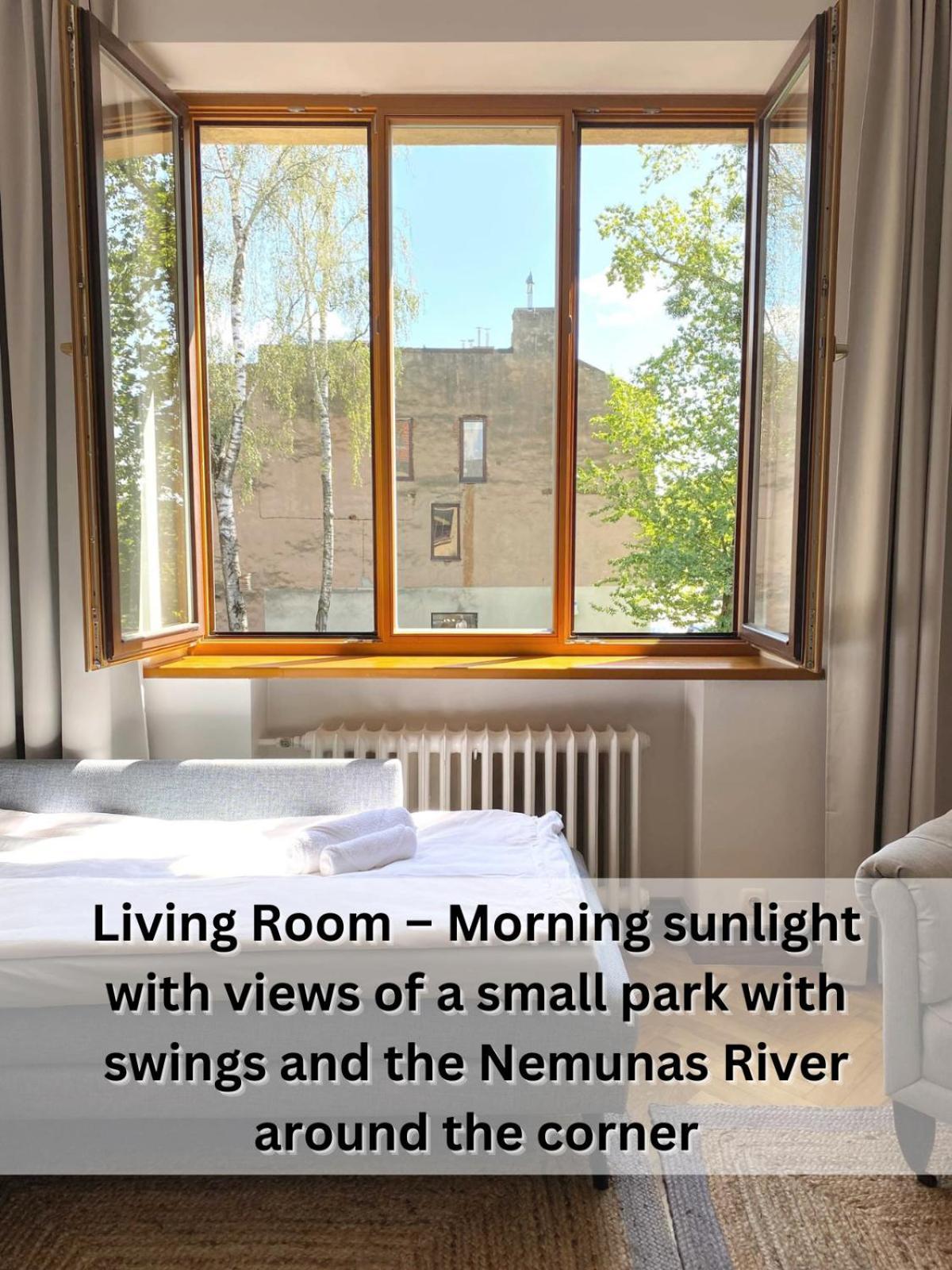 Spacious Old Town Apt, 3 Private Rooms, Sleeps 5-6 Κάουνας Εξωτερικό φωτογραφία